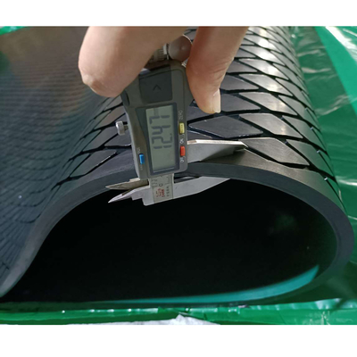 Tipo e Diamond Grooved Rubber Lagging Sheet lisos para o rolo do transporte