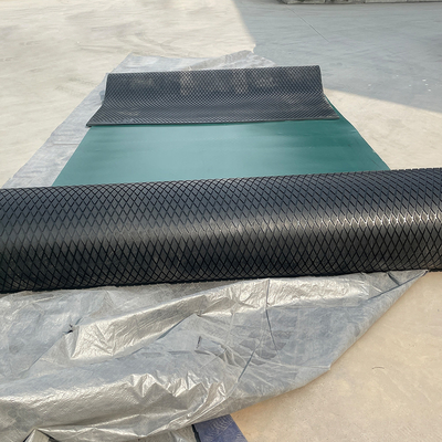 Folha de retardamento de borracha do cilindro de Diamond Pattern Conveyor Pulley Lagging 10 medidores